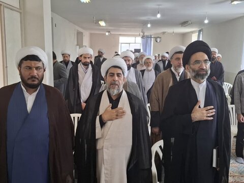 تصاویر/برگزاری سومین دوره« آرایش تهاجمی در مواجهه با شبهه »در مدرسه علمیه ولی عصر(عج) قمصر