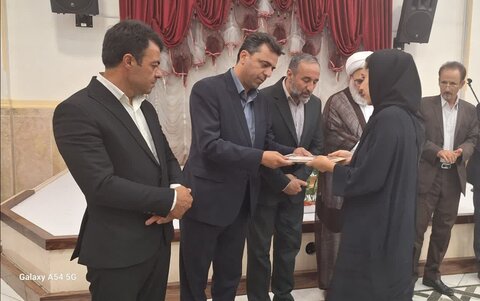 تصاویر/ آیین تجلیل از خبرنگاران و اصحاب رسانه در شهرستان میاندوآب