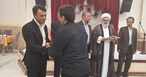 تصاویر/ آیین تجلیل از خبرنگاران و اصحاب رسانه در شهرستان میاندوآب