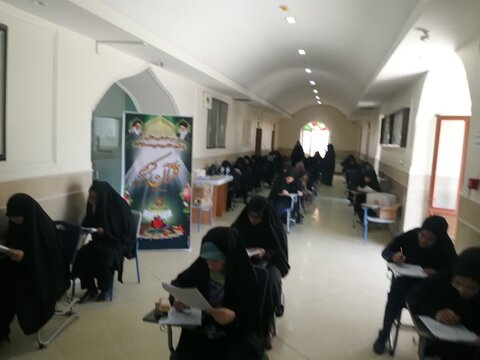 تصاویر/آغاز مرحله شهرستانی آزمون های معارفی چهل و هفتمین دوره مسابقات قرآن کریم_اراک