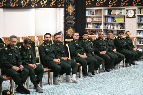 تصاویر/ دیدار گروه مهندسی 53 پیامبراعظم (ص) قرارگاه حمزه سیدالشهدا(ع) نیروی زمینی سپاه پاسداران انقلاب اسلامی با نماینده ولی فقیه در آذربایجان غربی