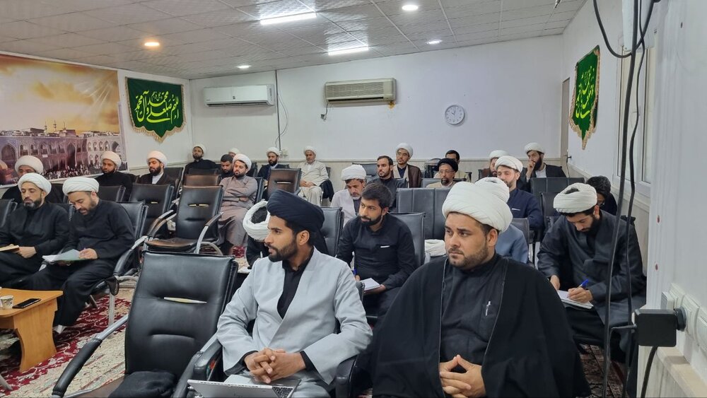 برگزاری دوره دانش افزایی ادبیات عرب ویژه اساتید حوزه علمیه خوزستان +عکس