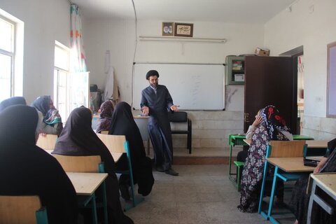 تصاویر/ اولین روز اردوی جهادی حوزه علمیه استان قزوین در روستای حسین آباد