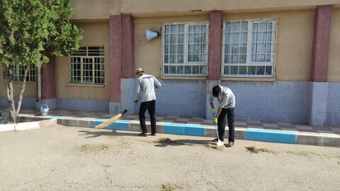 تصاویر/ گزارش تصویری روز دوم اردوی جهادی حوزه علمیه استان قزوین در روستای حسین آباد