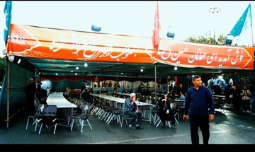 کلیپ | مستندی از سومین روز اجرای «پویش چشم به راهیم» ویژه‌ی اربعین  1403در اراک