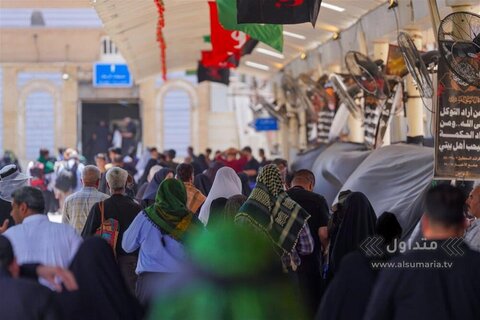 Photos/ La foule des pèlerins dans le sanctuaire   Al-Askari (AS) près d'Arba'in