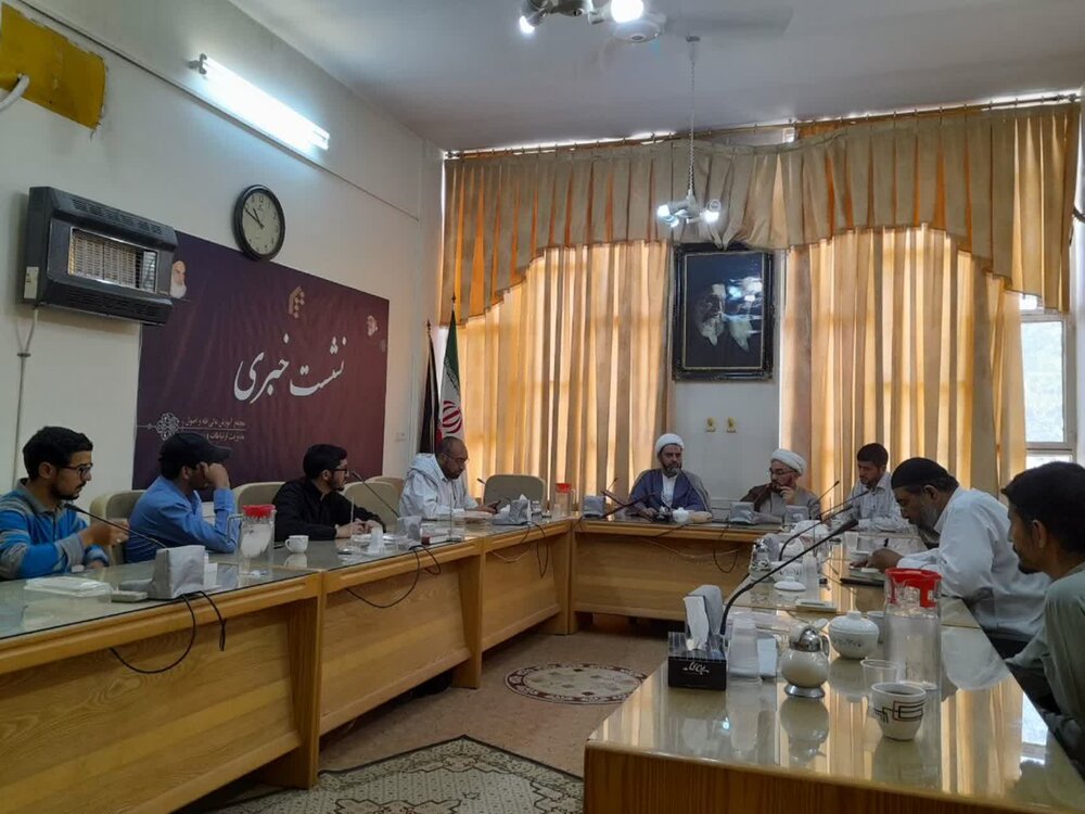 روحانیون و طلاب اردو زبان، نشست "اربعین؛ بهترین فرصت برای ابلاغ دین" را برگزار کردند
