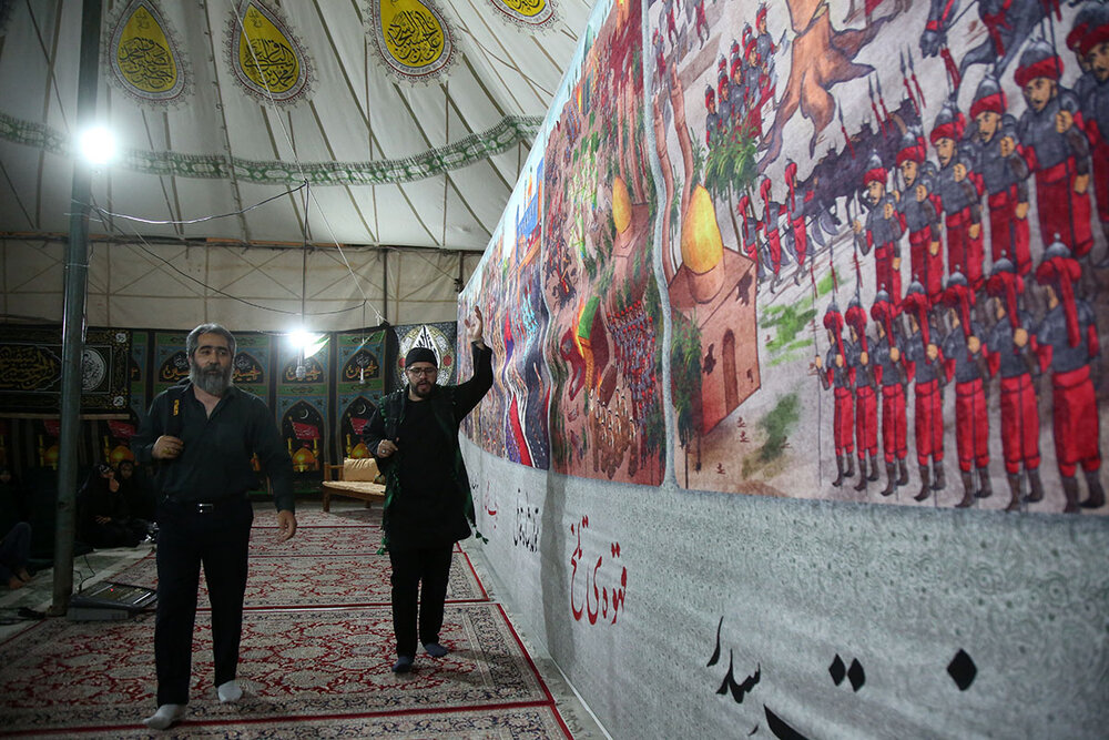 پرده‌خوانی نمایشی «رنج شیعه» در حرم حضرت معصومه(س)