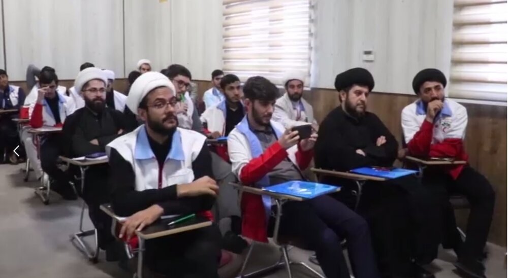 دومین مجمع ملی دبیران کانونهای طلاب هلال احمر در مشهد برگزار شد+ عکس