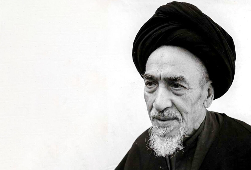 قائد الثورة: رسالة آية الله الميلاني الداعمة للإمام الخميني (قدس سره) بعد نفيه إلى تركيا وثيقة تاريخية