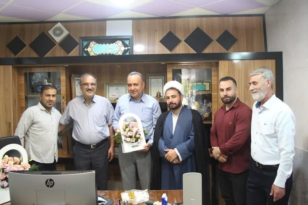 دو تن از آزادگان مرکز آموزش شهید وطن پور اصفهان تجلیل شدند