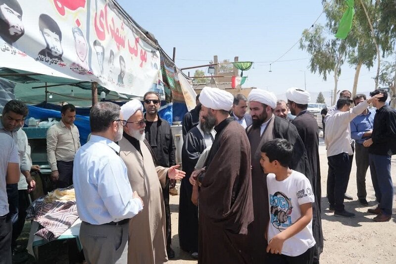 بازدید امام جمعه و استاندار کرمانشاه از خدمت رسانی مواکب حسینی+ عکس