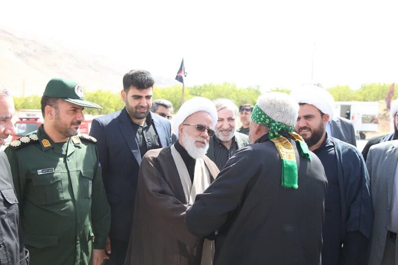 بازدید ۱۶ ساعته امام جمعه کرمانشاه از مواکب شرق استان+ عکس