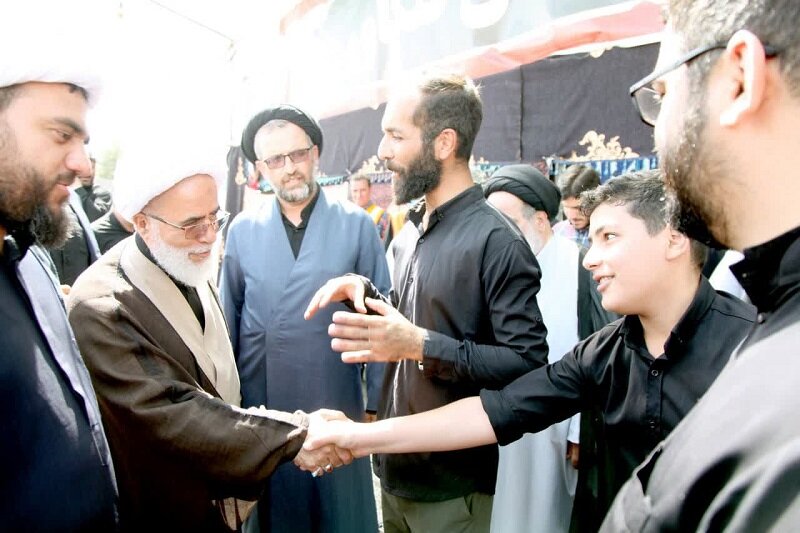 بازدید امام جمعه کرمانشاه از موکب امامزاده باقر(ع) بیستون