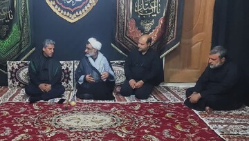 حضور دبیر شورای عالی انقلاب فرهنگی در موکب بانوی کرامت