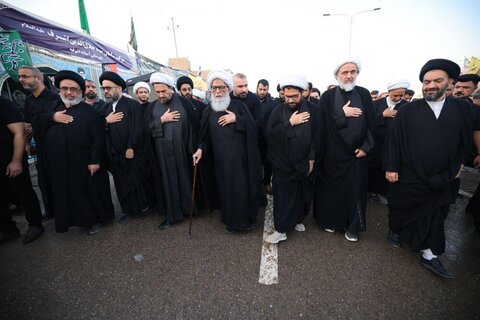 Photos/ La présence du Grand Ayatollah Bashir Najafi à la procession d'Arbaeen