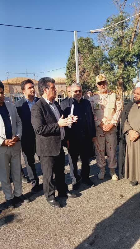 شهر جوپار نخستین شهر تبدیل شبکه برق به کابل خود نگهدار+ عکس