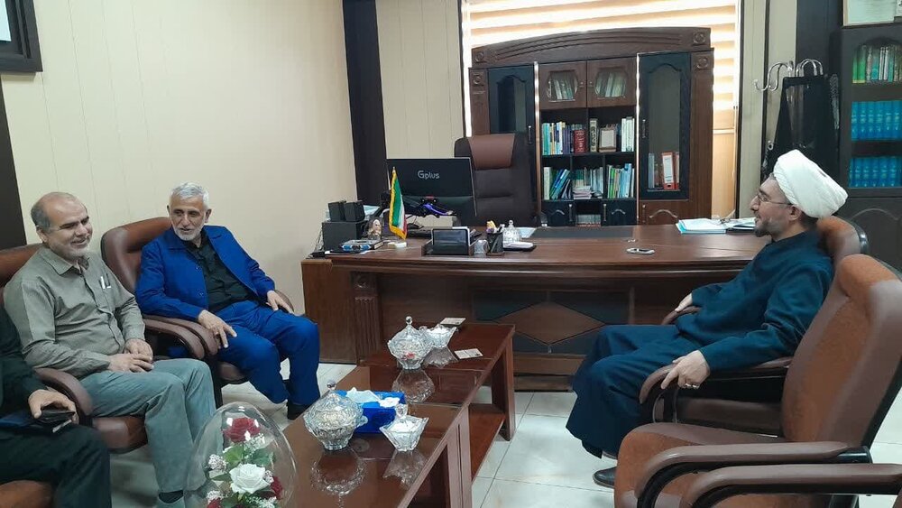 خاطرات رزمندگان روحانی استان همدان جمع آوری میشود