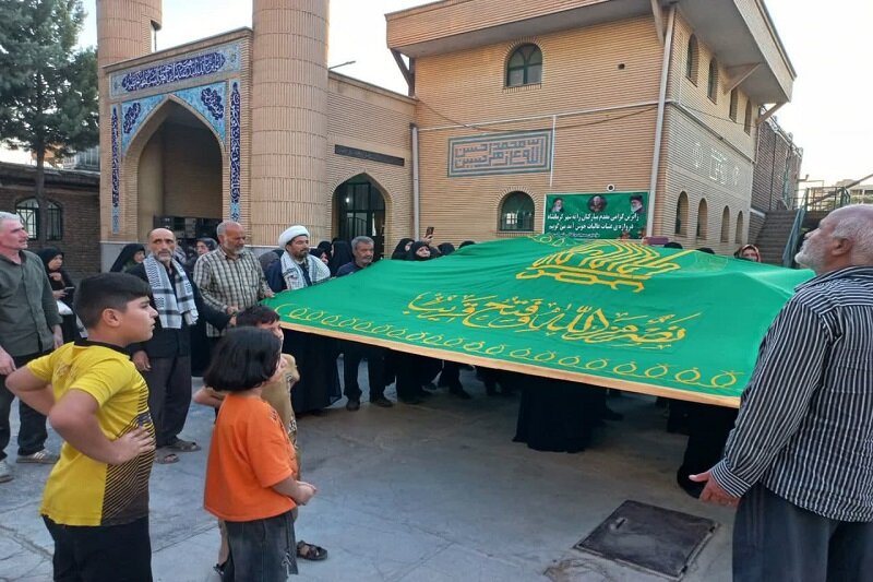 حسینیه باب الحوائج(ع) کرمانشاه میزبان زائرین برگشتی از اربعین حسینی(ع)