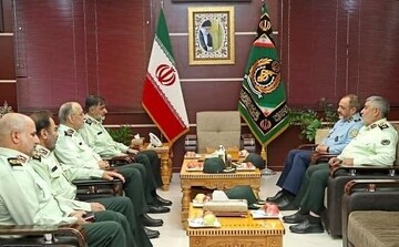 دیدار فرماندهان عالی‌رتبه نیروهای مسلح با وزیر دفاع