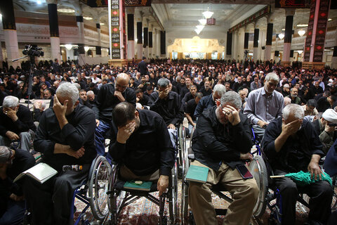 Photos/Cérémonie de deuil du martyre de l'Imam Reza (AS) au sanctuaire de Hazrat Masoumeh(PSL)