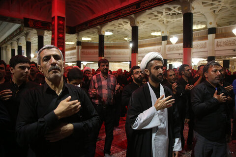 Photos/Cérémonie de deuil du martyre de l'Imam Reza (AS) au sanctuaire de Hazrat Masoumeh(PSL)