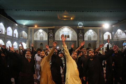 Photos/Cérémonie de deuil du martyre de l'Imam Reza (AS) au sanctuaire de Hazrat Masoumeh(PSL)