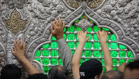 ضریح امام حسین (علیه السلام) در روز اول ماه ربیع الاول