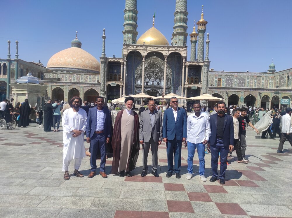 Ambassador of Sudan visits Holy Shrine of Lady Masuma in Qom