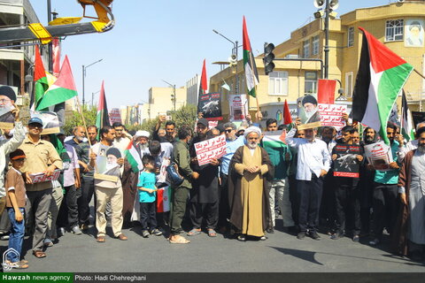 Photos /Marche des habitants de Qom en soutien au peuple opprimé de Gaza