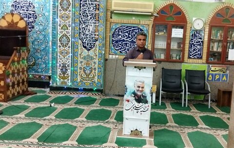 تصاویر/ آیین تجلیل از امام جماعت مسجد فاطمه زهرا(س) دیّر