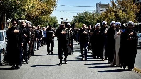 عزاداری خیابانی شهادت امام حسن عسکری علیه السلام در شهرستان سلماس