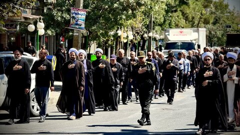 عزاداری خیابانی شهادت امام حسن عسکری علیه السلام در شهرستان سلماس