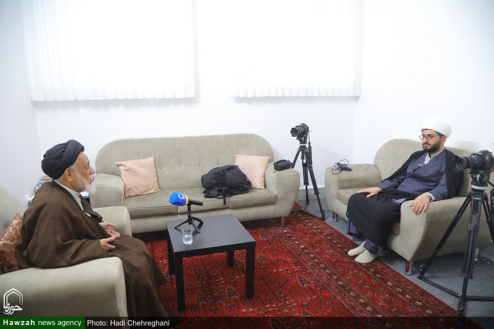 از نجف تا قم؛ خاطرات زندگی طلبگی و مهاجرت آیتالله حسینی حائری