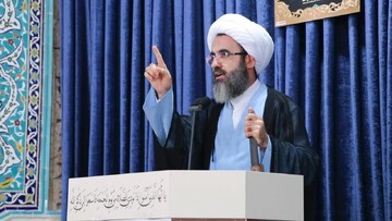 مقام معظم رهبری بزرگترین منادی وحدت در جهان اسلام و امت رسول الله است