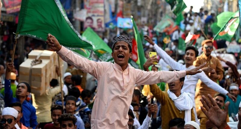 پاکستان بھر میں جشن میلاد النبی(ص) مذہبی جوش و جذبے سے منایا جا رہا ہے