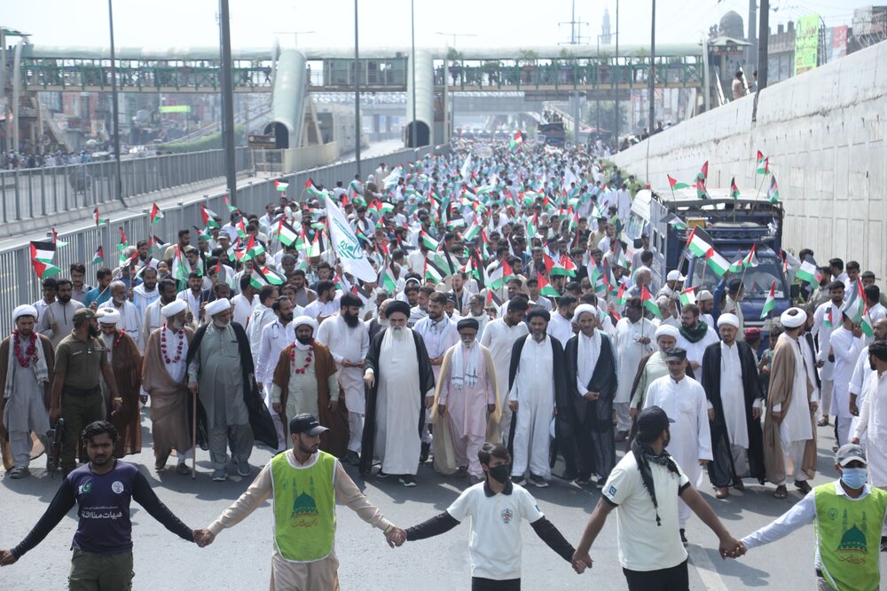 جامعہ عروة الوثقیٰ کے زیر اہتمام عظیم الشان وحدتِ امت ریلی کا انعقاد+تصاویر