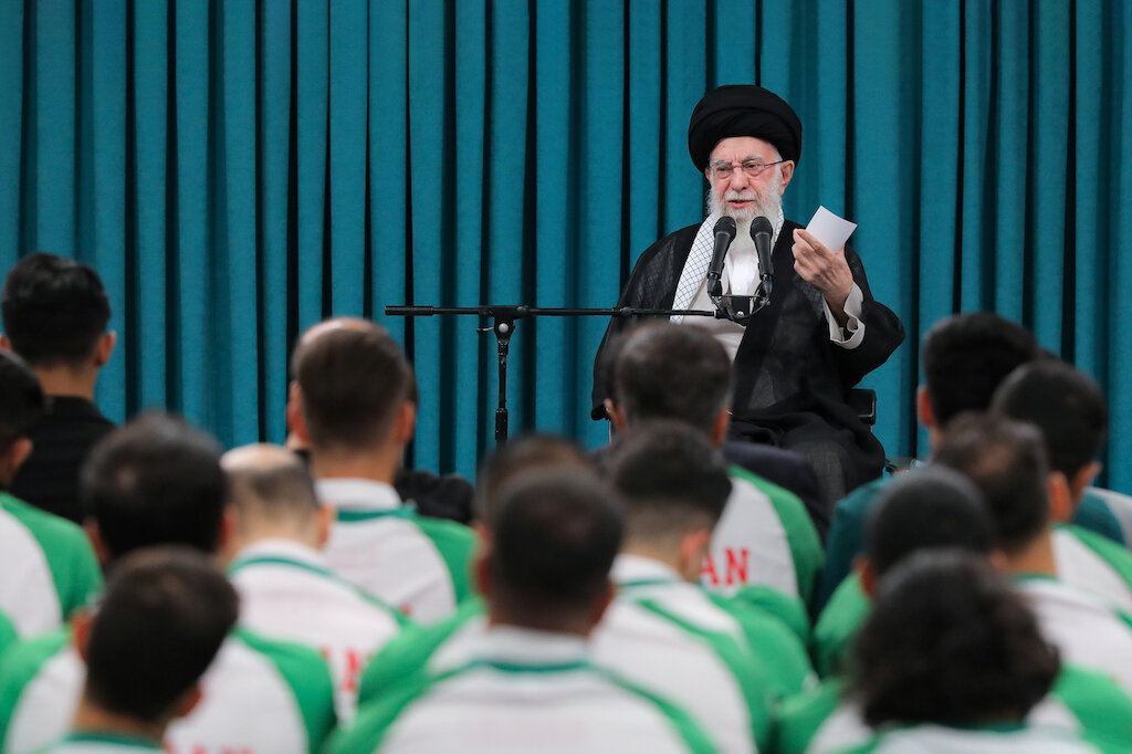 Imam Khamenei meets with Iranian medalists in 2024 Paris Olympic and Paralympic Games