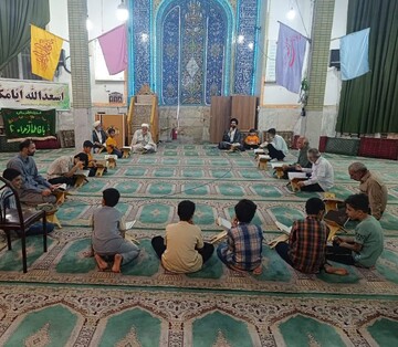 خلأ زندگی قرآنی در جامعه احساس می شود