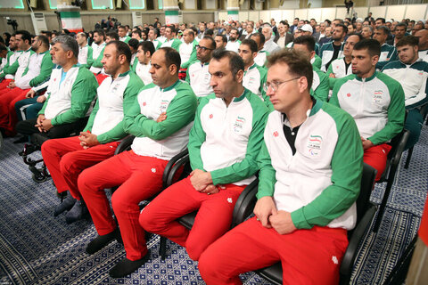 Photos/ La réunion des délégations iraniennes aux Jeux Olympiques et Paralympiques de 2024 à Paris avec le Guide suprême de la Révolution