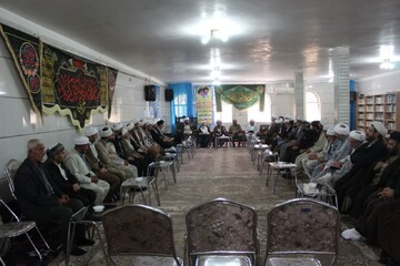 تصاویر/ نشست تخصصی وحدت و مقاومت در شهرستان خوی