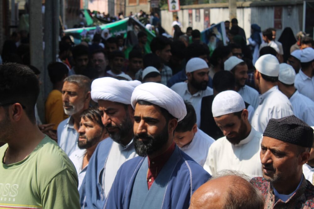 حضرت نبی رحمت ؐ کی سیرتِ پاک کو اپنانا اصلی جشن ہے، آقا حسن