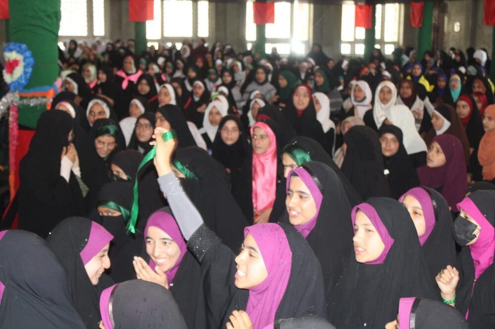 مراسم راهپیمایی میلاد پیامبر اعظم (ص) در جامو و کشمیر هندوستان برگزار شد