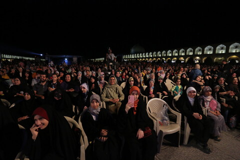 جشن بزرگ خلق محمدی در میدان امام خمینی(ره) اصفهان