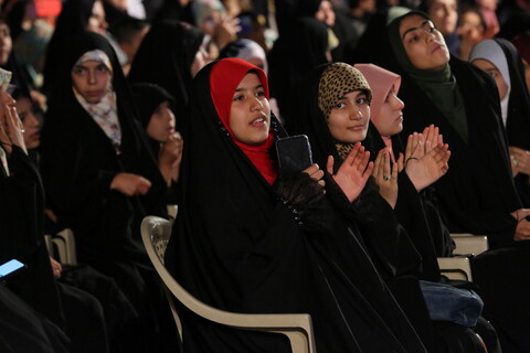 جشن بزرگ خلق محمدی در میدان امام خمینی(ره) اصفهان