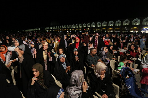 جشن بزرگ خلق محمدی در میدان امام خمینی(ره) اصفهان