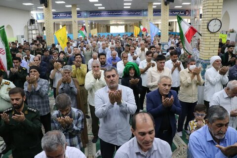 تصاویر/اقامه نماز جمعه در شهرستان دهلران به امامت حجت الاسلام موسوی