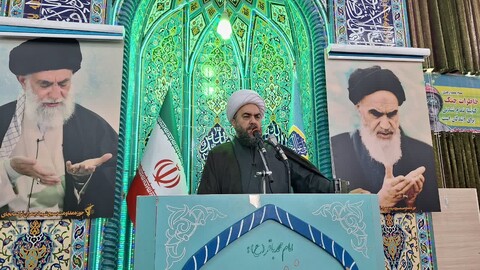 تصاویر/ اقامه نماز جمعه در ترکمنچای