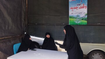 تصاویر/ برپایی ایستگاه نقاشی و پاسخ گویی به سوالات شرعی در ساوه