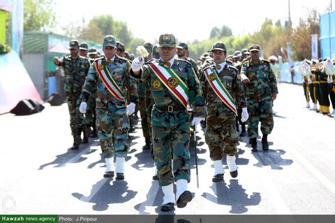 Photos/cérémonie du défilé des forces armées de la province de Qom